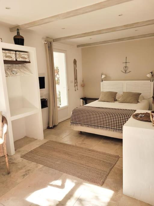 La Maison Blanche Intra-Muros Free Parking Aigues-Mortes Eksteriør bilde